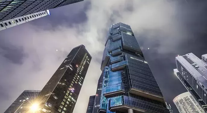 申請香港留學(xué)很簡單嗎？
