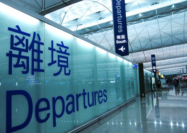 香港人移民舉家回流原因是什么？