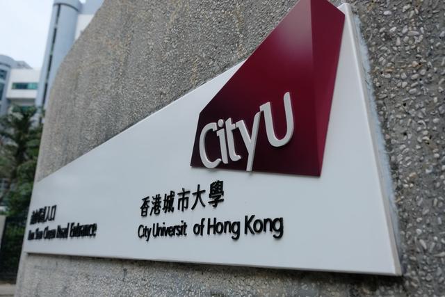 在普通雙非學(xué)校中，哪些學(xué)生更具申請香港研究生的優(yōu)勢呢？